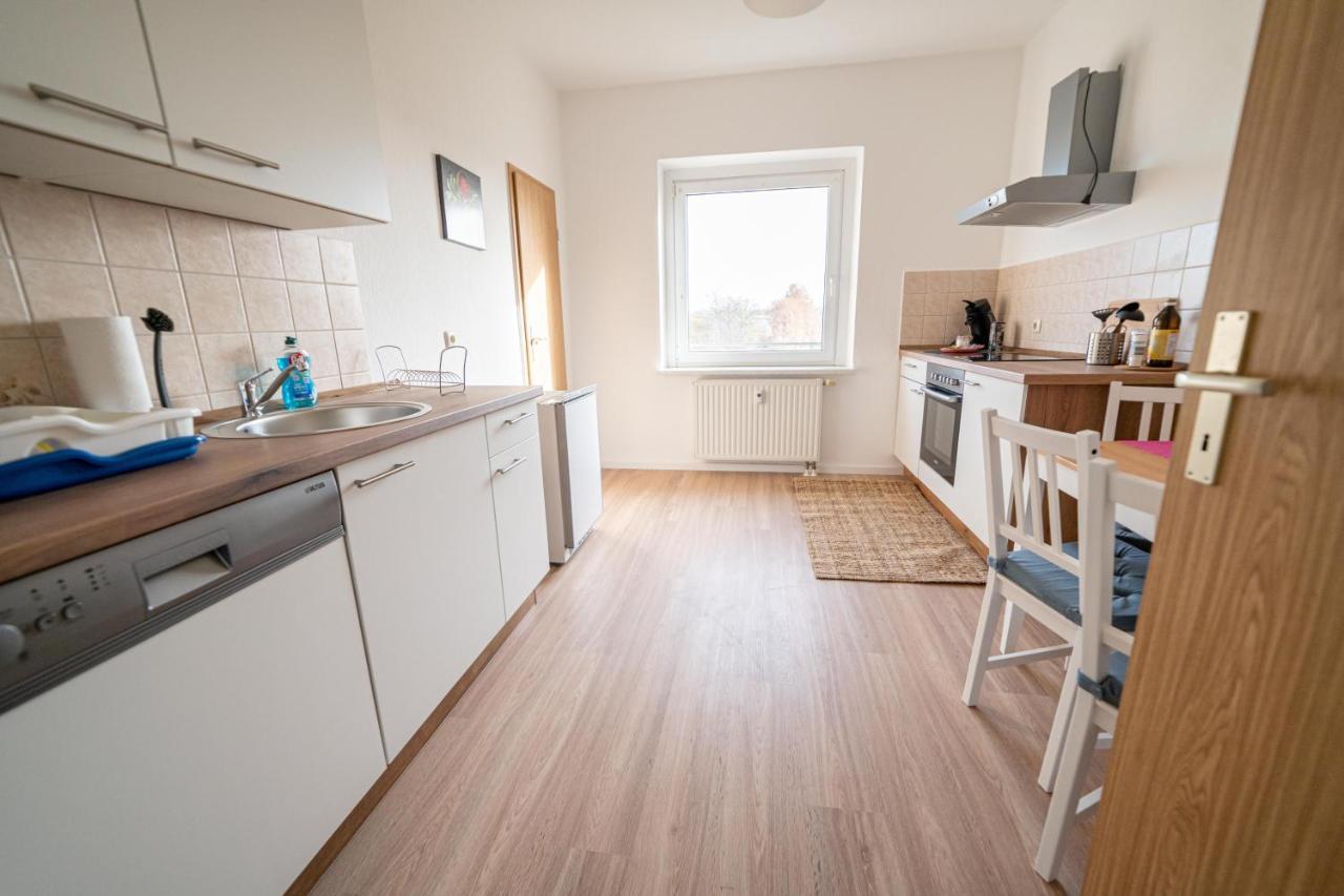 Fullhouse - Zwickau - R85 Apartments - Parking - 3 Beds - Nespresso エクステリア 写真