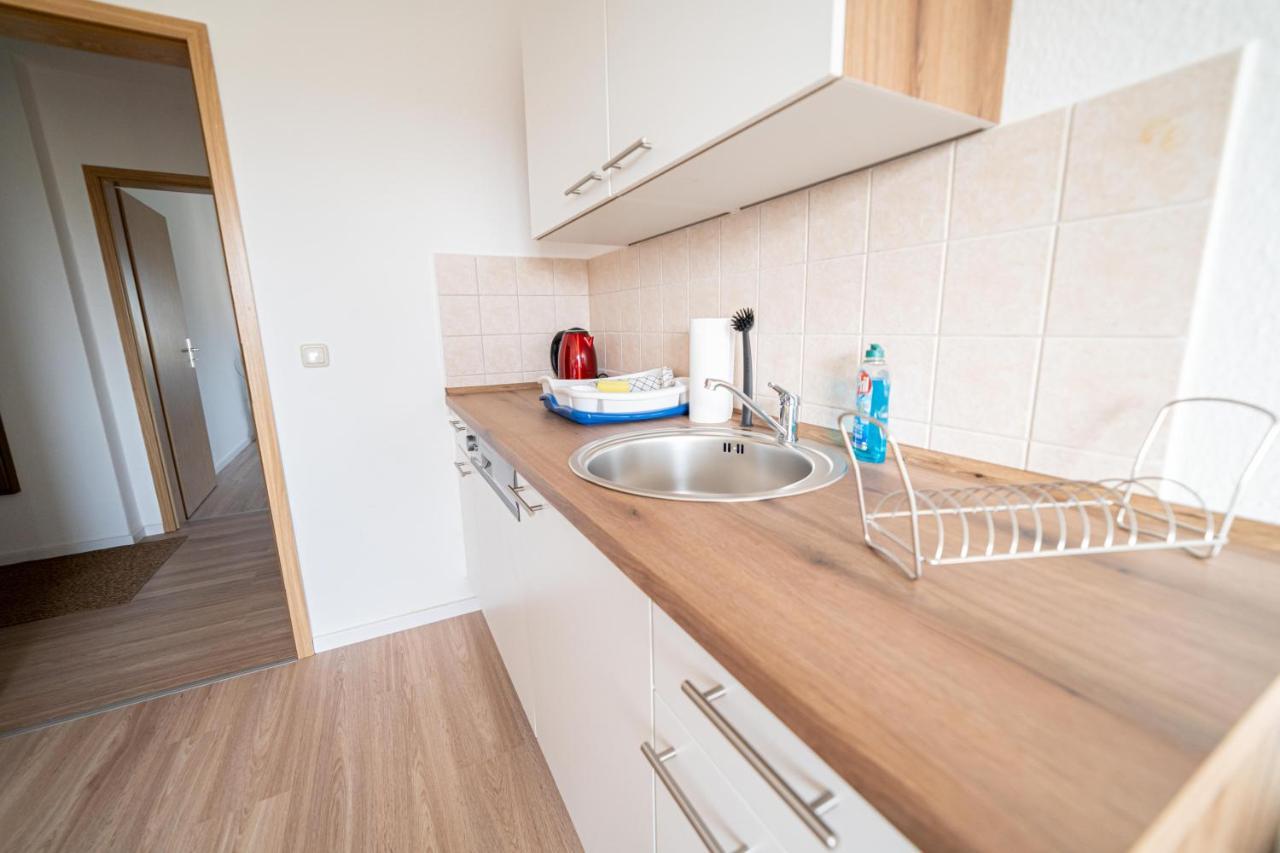Fullhouse - Zwickau - R85 Apartments - Parking - 3 Beds - Nespresso エクステリア 写真