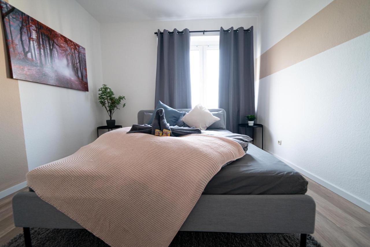 Fullhouse - Zwickau - R85 Apartments - Parking - 3 Beds - Nespresso エクステリア 写真