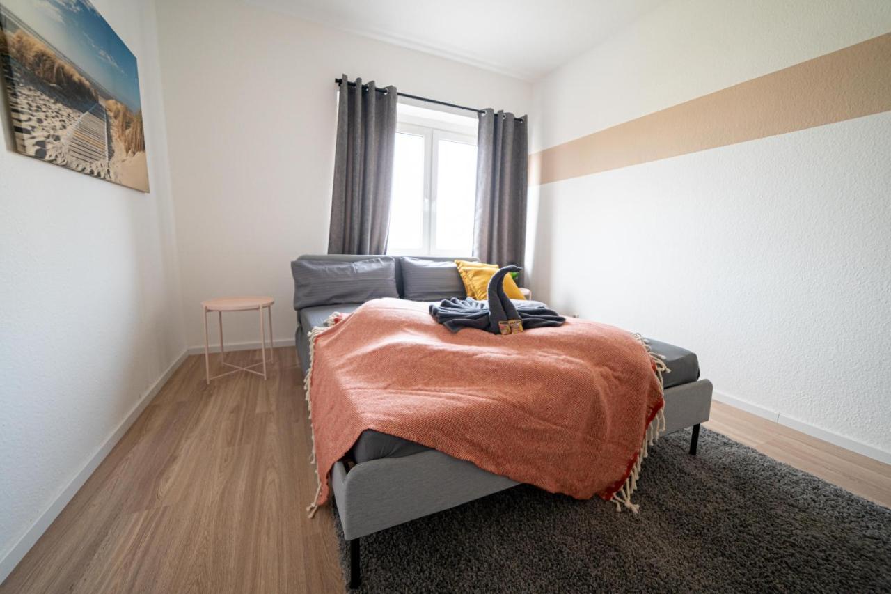 Fullhouse - Zwickau - R85 Apartments - Parking - 3 Beds - Nespresso エクステリア 写真