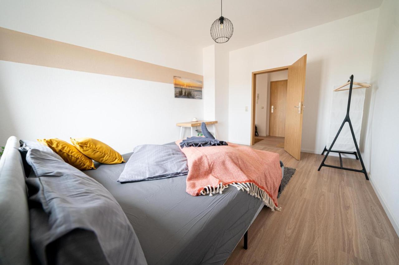 Fullhouse - Zwickau - R85 Apartments - Parking - 3 Beds - Nespresso エクステリア 写真