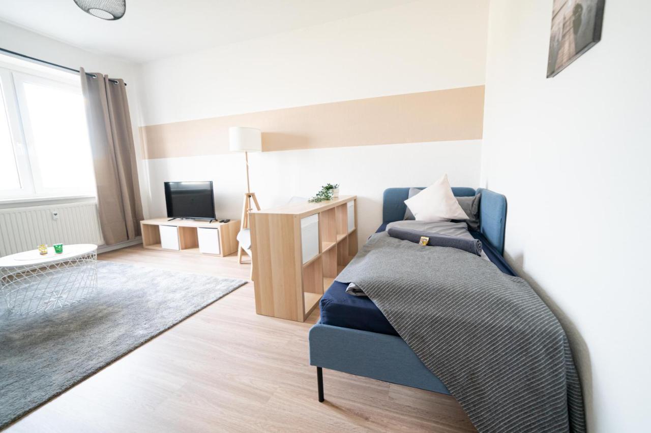 Fullhouse - Zwickau - R85 Apartments - Parking - 3 Beds - Nespresso エクステリア 写真