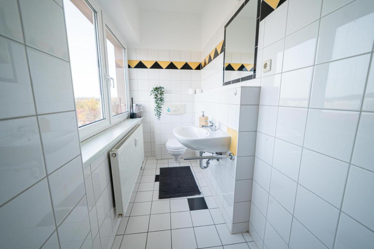 Fullhouse - Zwickau - R85 Apartments - Parking - 3 Beds - Nespresso エクステリア 写真