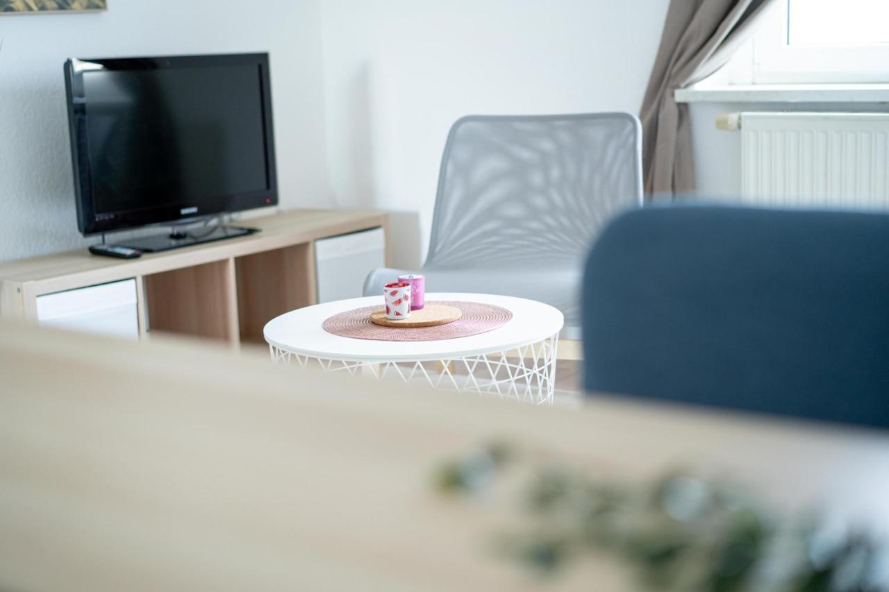 Fullhouse - Zwickau - R85 Apartments - Parking - 3 Beds - Nespresso エクステリア 写真
